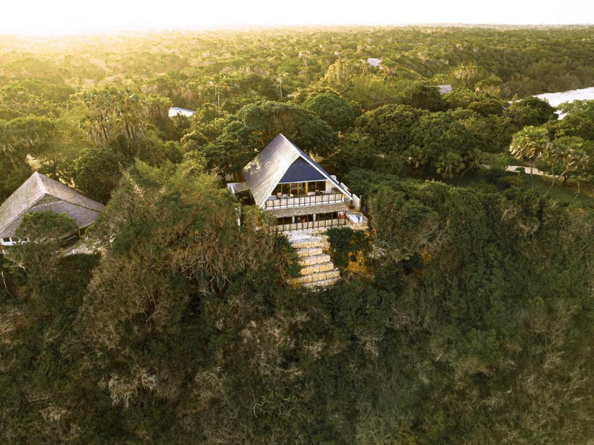 The Overhang Dar es Salaam Exterior photo